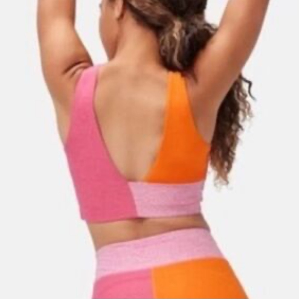 Outdoor Voices Venus Crew Neck Colorblock Crop Top